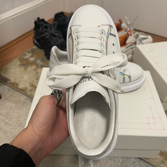 EUC Men Sz 8 (Euro Sz 41) Alexander McQueen Sneakers In White/Reflective Silver - Picture 12 of 16